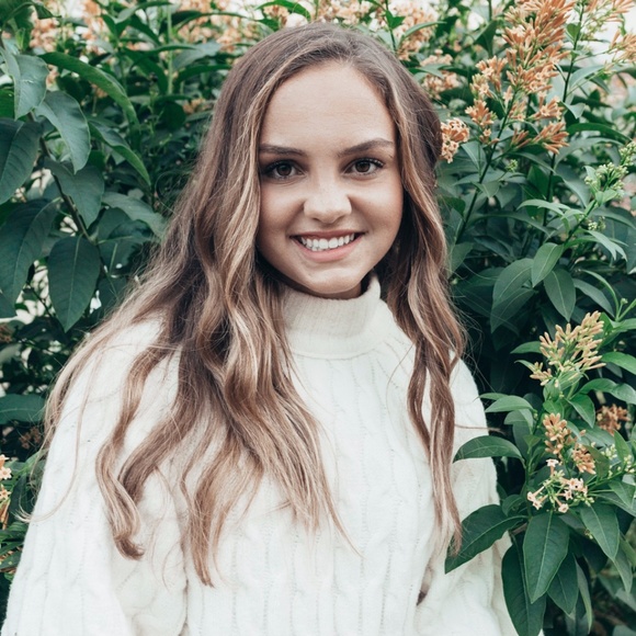 Meet your Posher, Cam - Picture 1 of 1